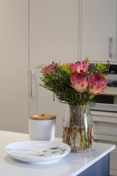 Apartment 9 Church View - No Loadshedding - Homely Cape Town